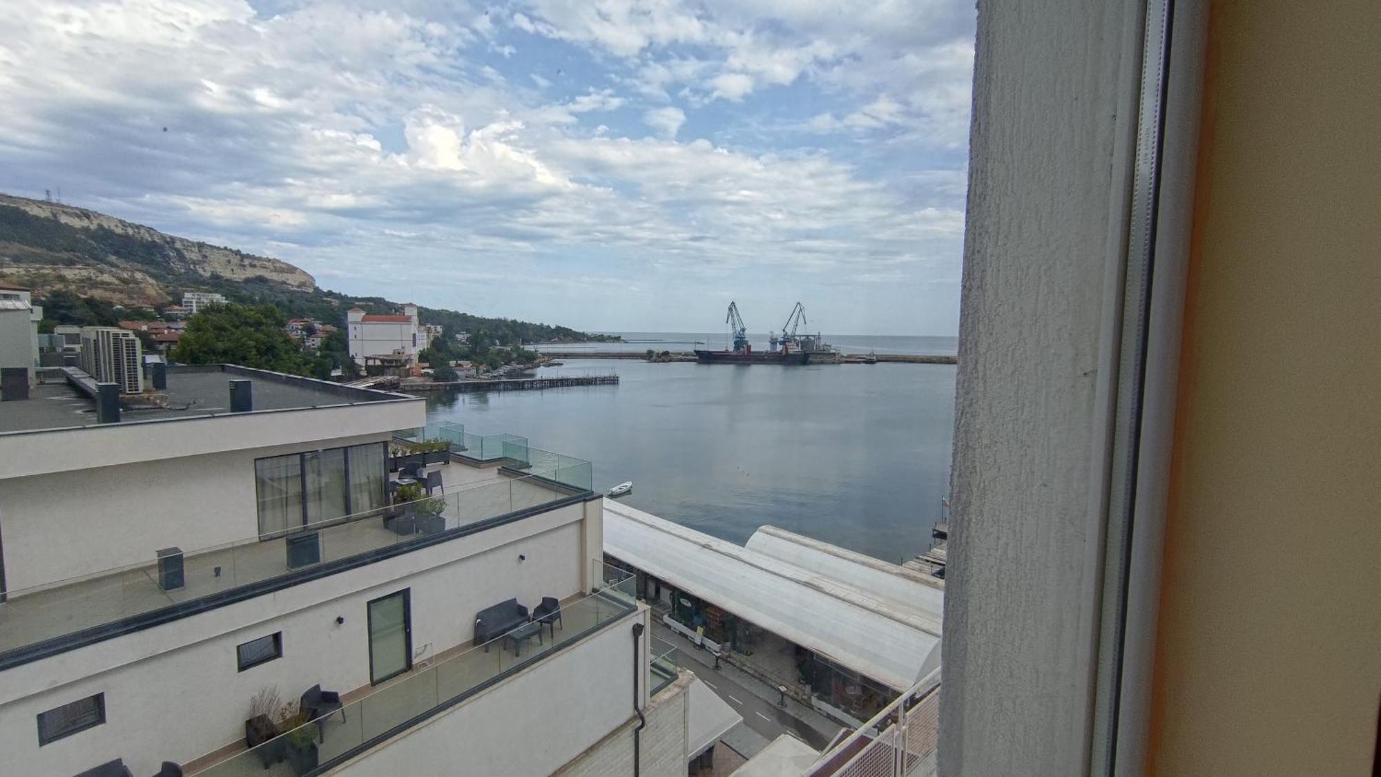 Lotos Hotel Bałczik Zewnętrze zdjęcie