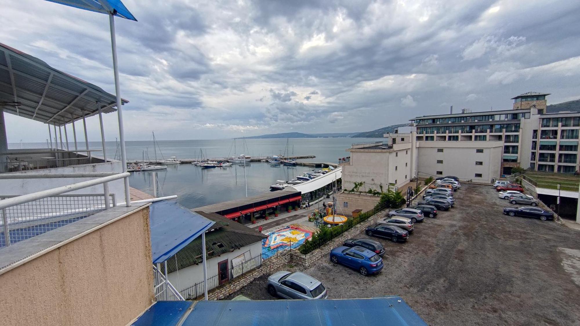 Lotos Hotel Bałczik Zewnętrze zdjęcie