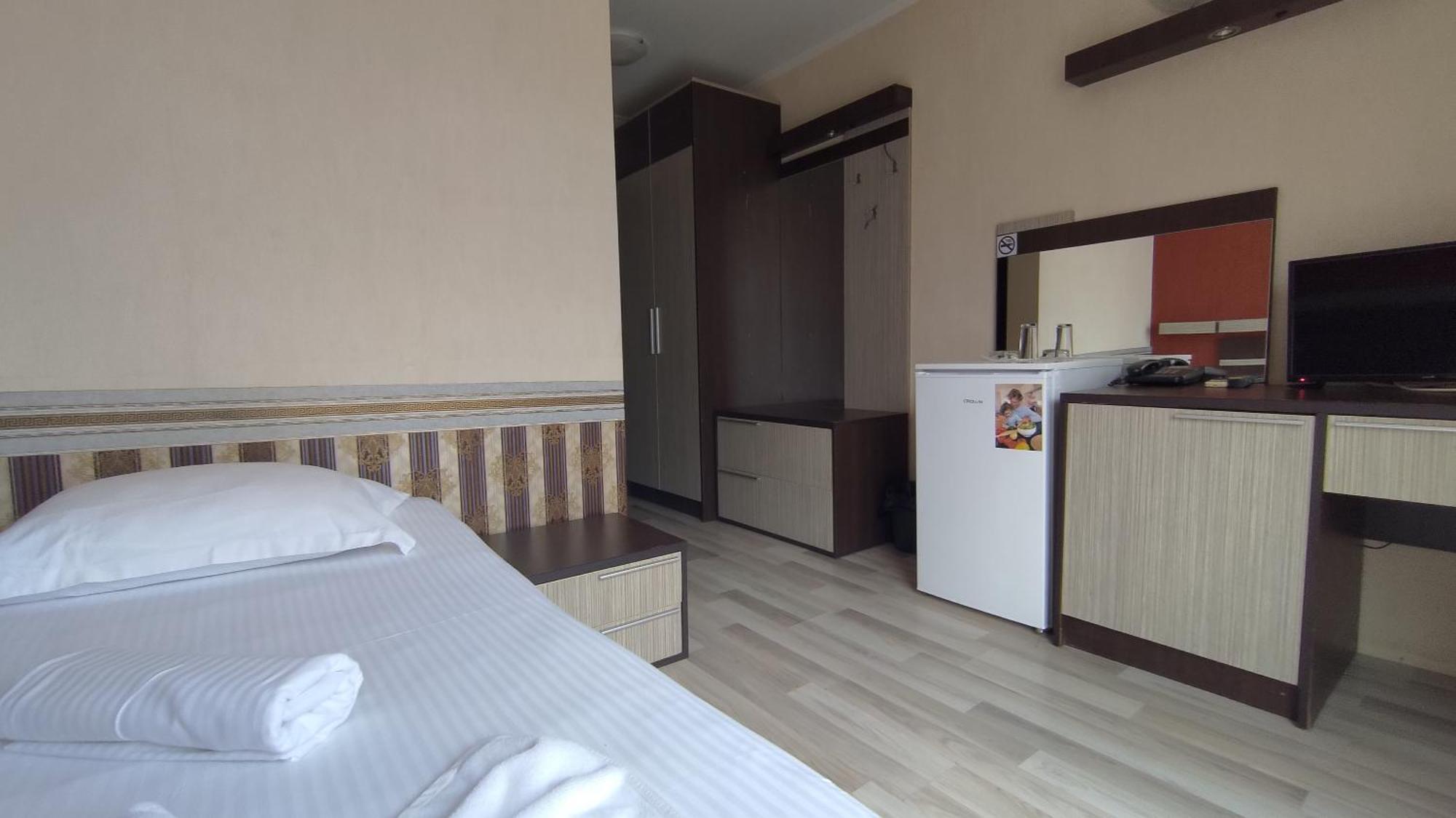 Lotos Hotel Bałczik Zewnętrze zdjęcie