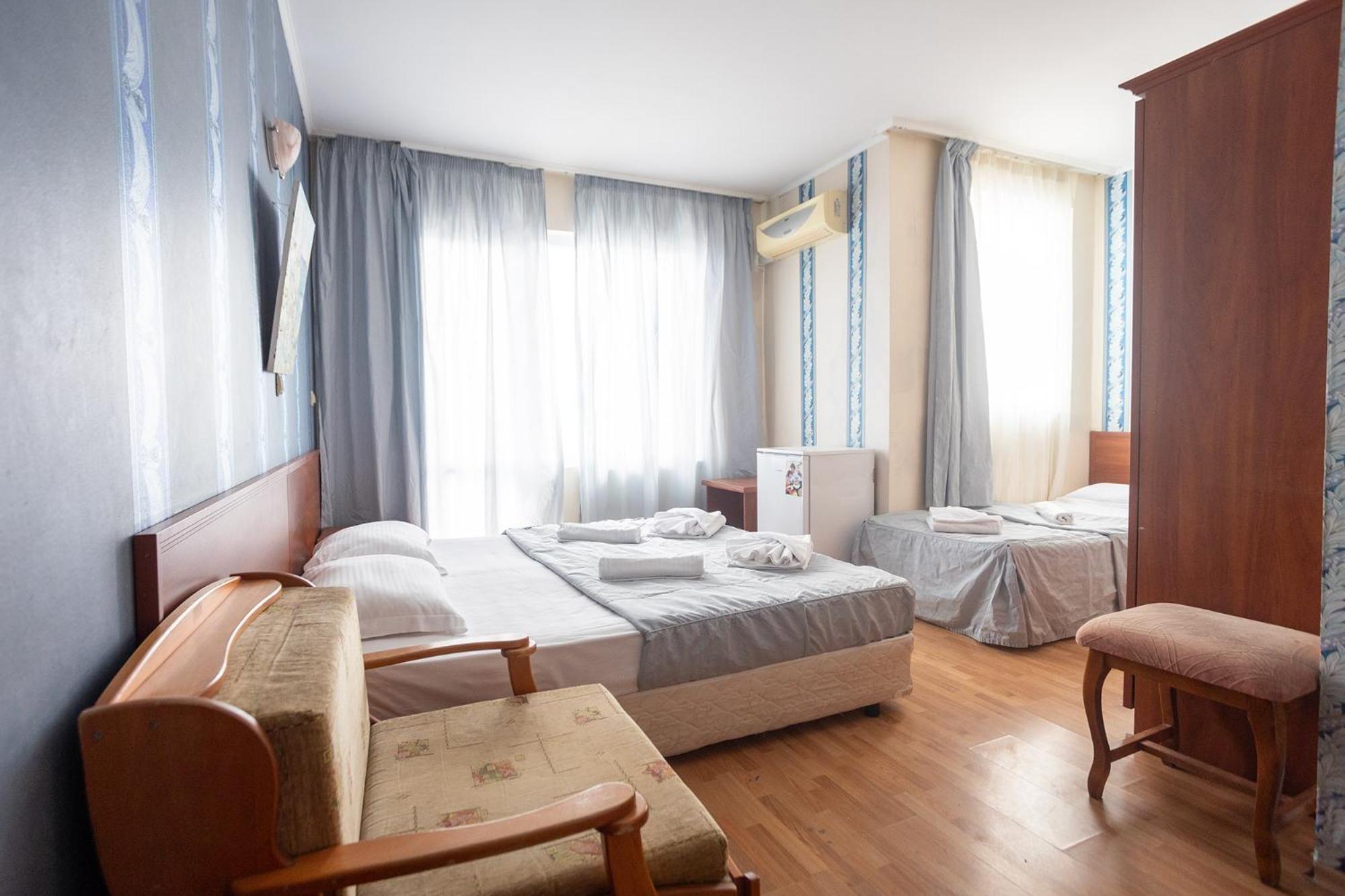Lotos Hotel Bałczik Zewnętrze zdjęcie