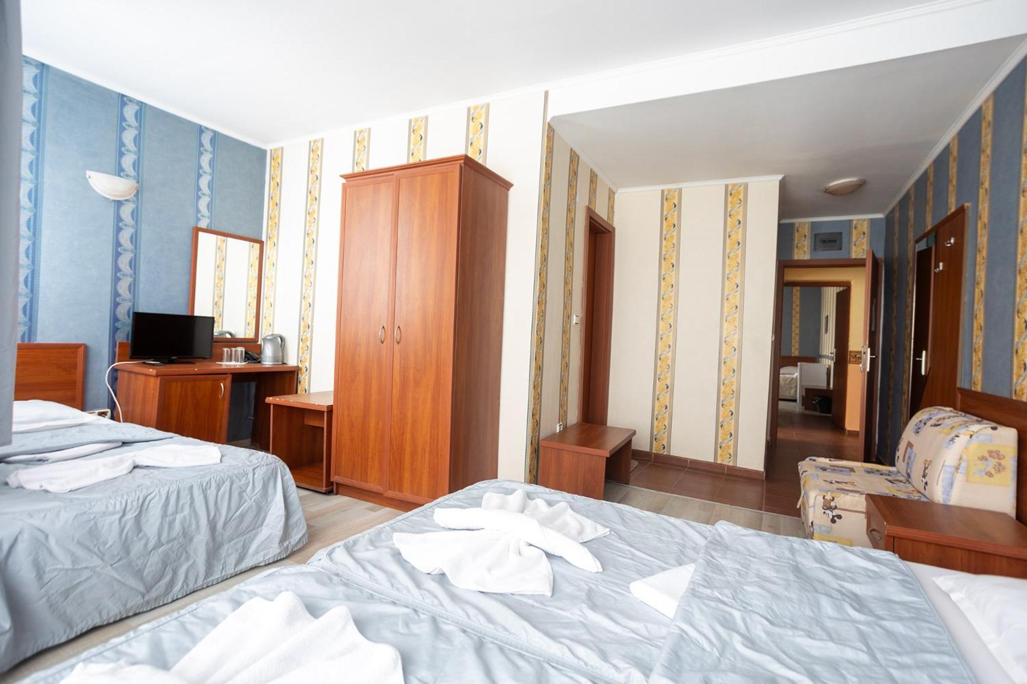 Lotos Hotel Bałczik Zewnętrze zdjęcie