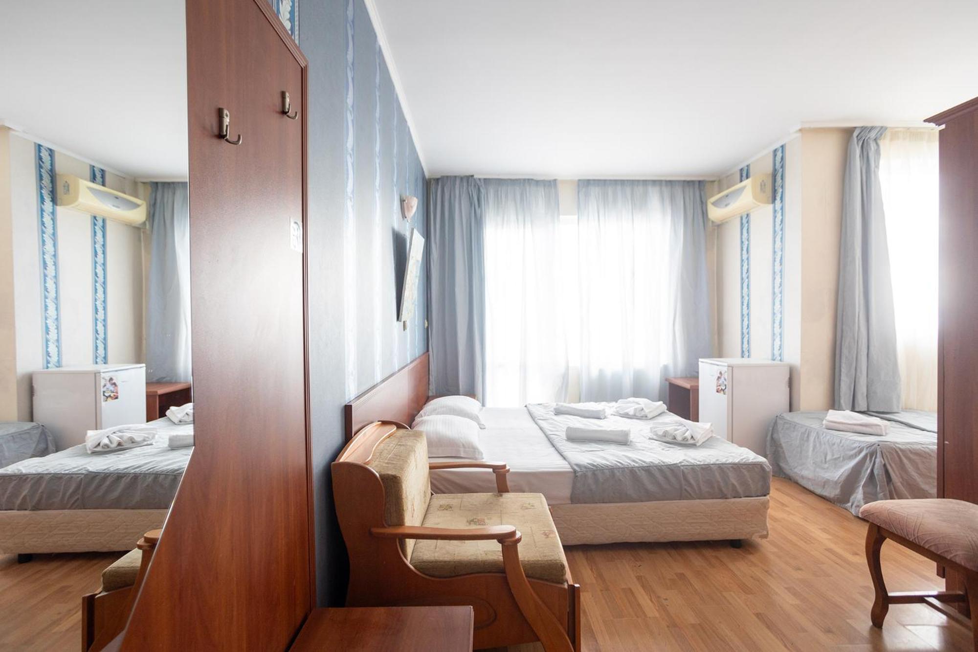 Lotos Hotel Bałczik Zewnętrze zdjęcie