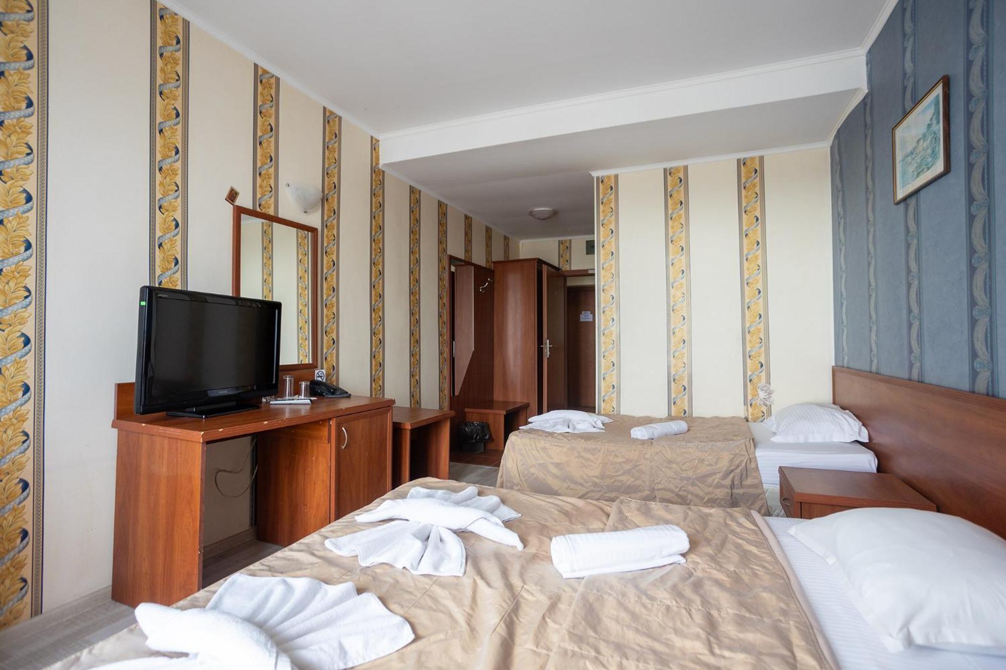 Lotos Hotel Bałczik Zewnętrze zdjęcie